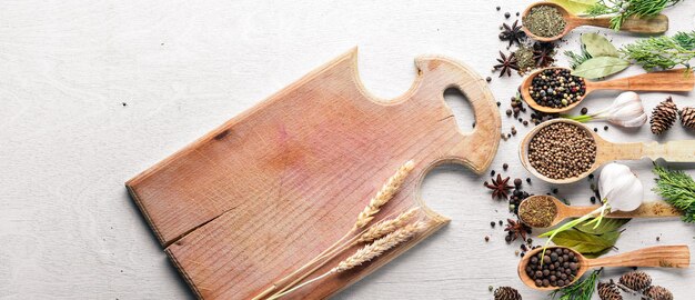 Rustykalna kuchnia z przyprawami